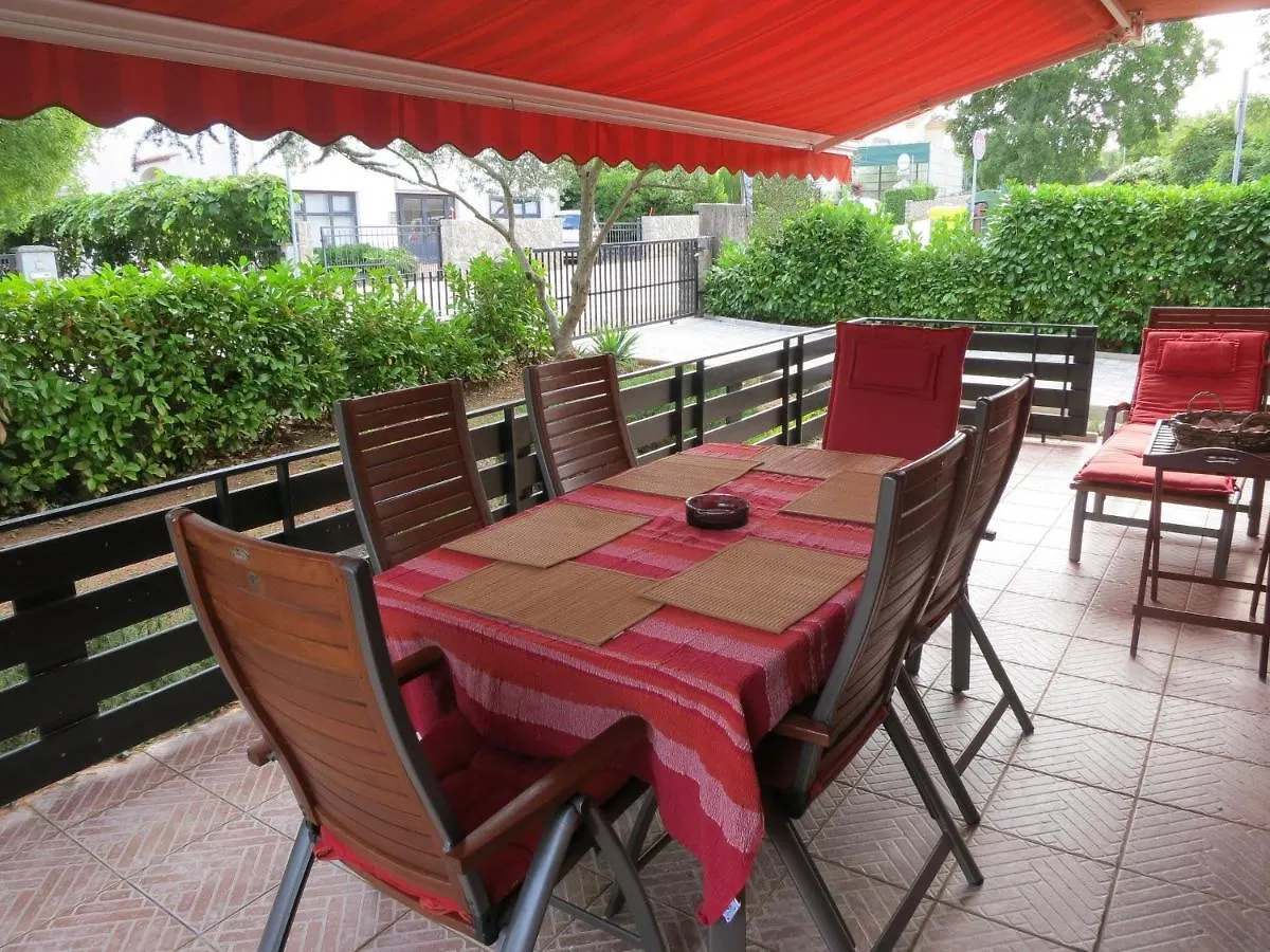 Holiday Home Andreja 말린스카 0*,